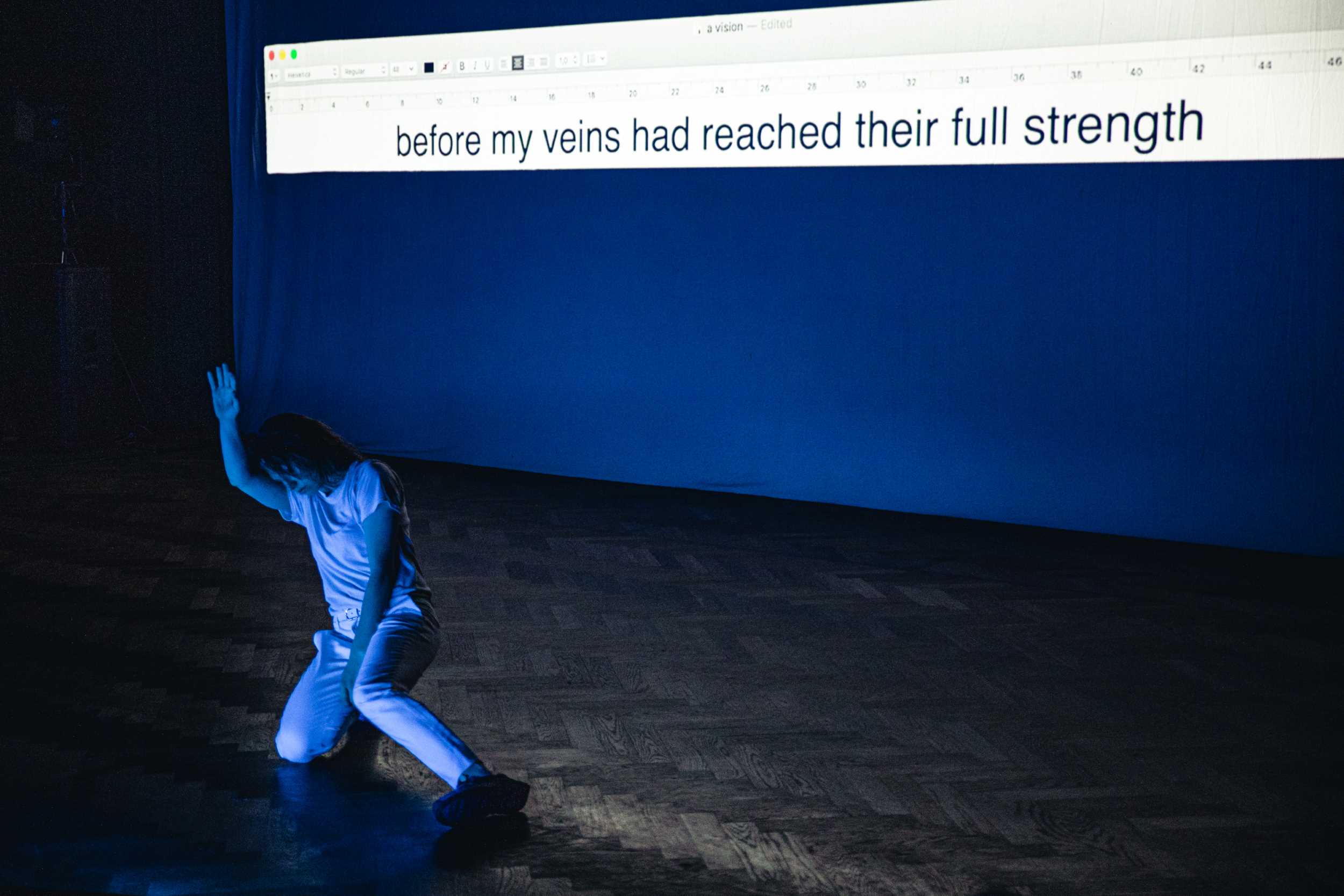 © Michiel Devijver – Dans l’extase, les mots prennent le pas sur le corps