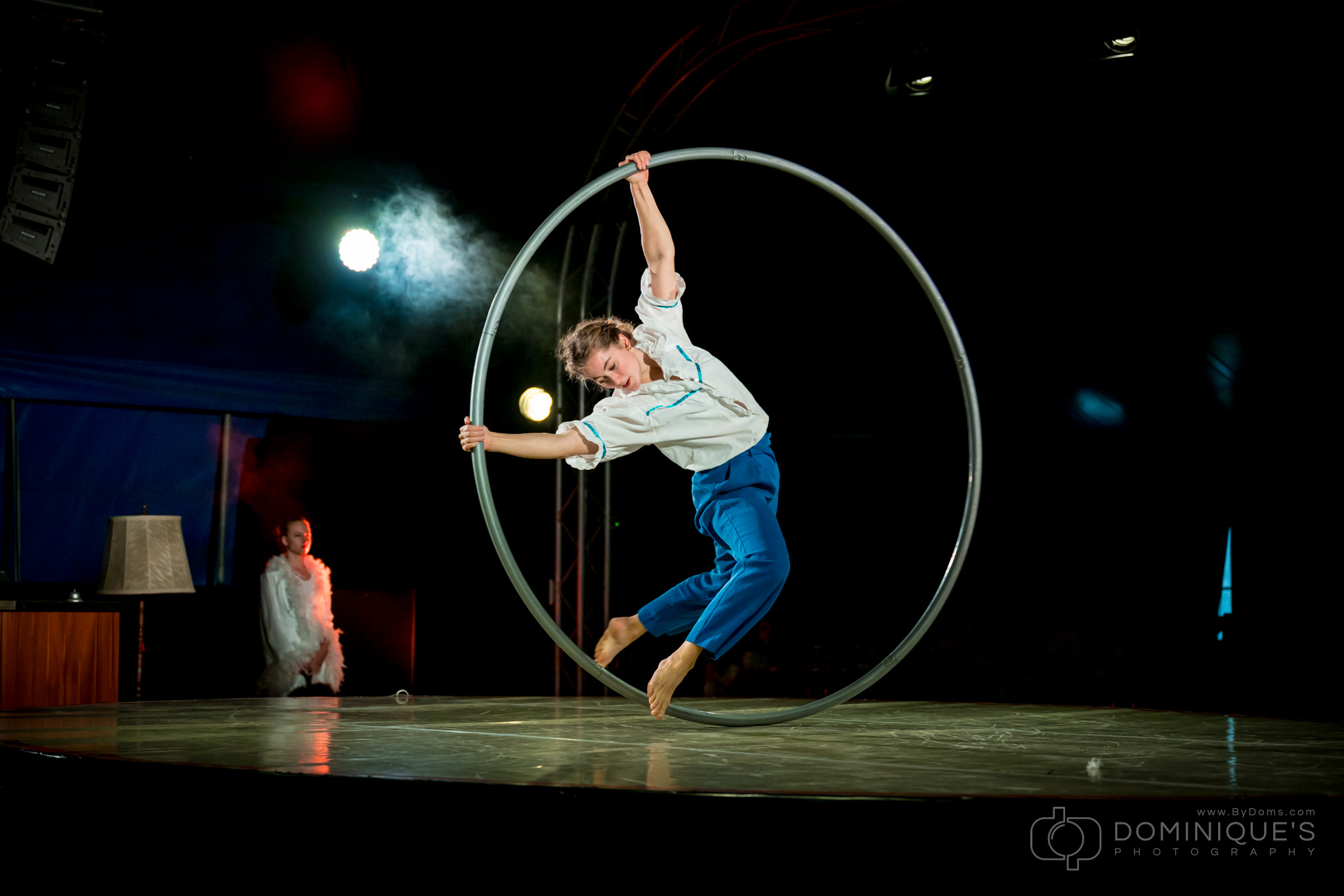 © Dominique Schreckling – Le corps et le cercle – le thème scénique principal