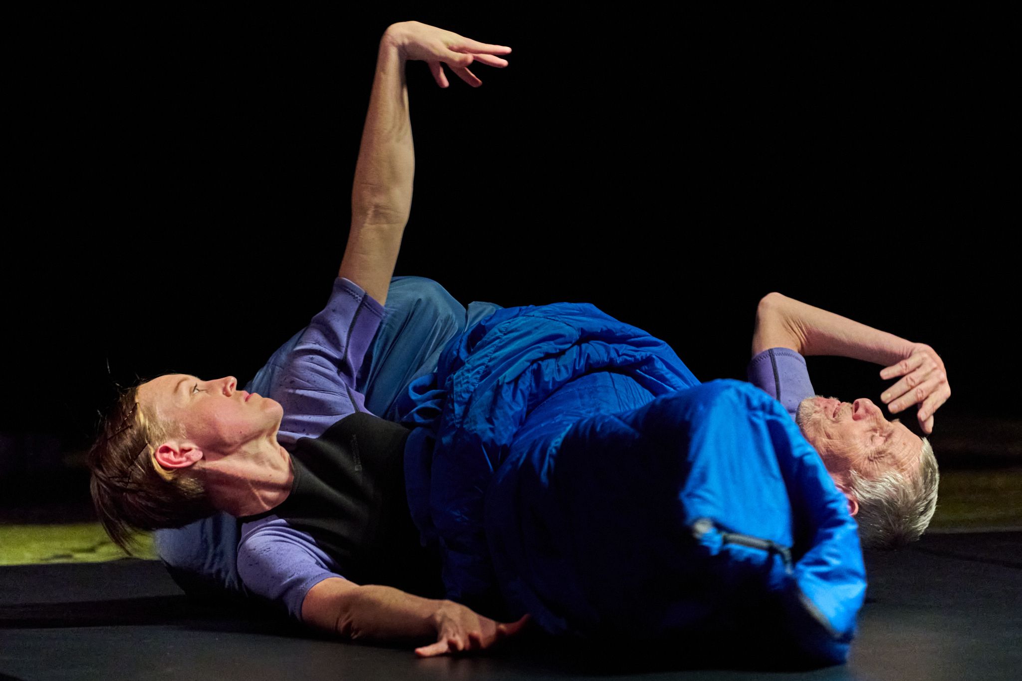 © Beat Pix With Heart - Exploration symbiotique par les corps contraints