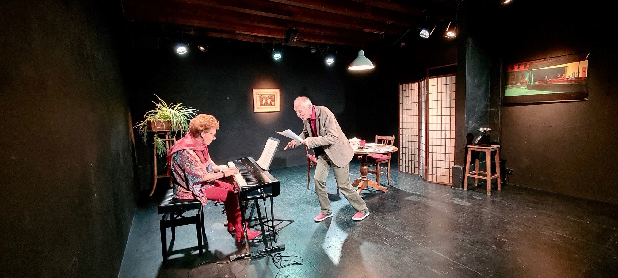 © Vincent Aubert – Vincent Aubert chante le petit Bal perdu de Bourvil, accompagné par Julianah